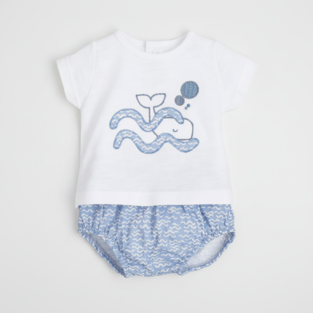 Conjunto para bebé con camiseta de ballena y cubrepañal azul