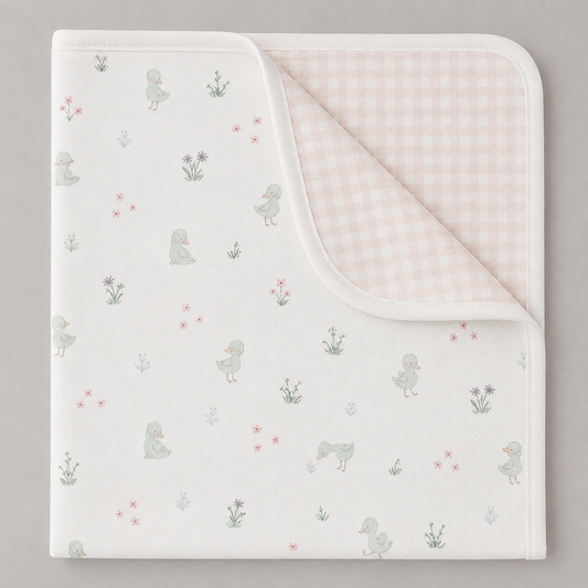 Manta Reversible Bebé Patitos Rosa – Suave y Cálida
