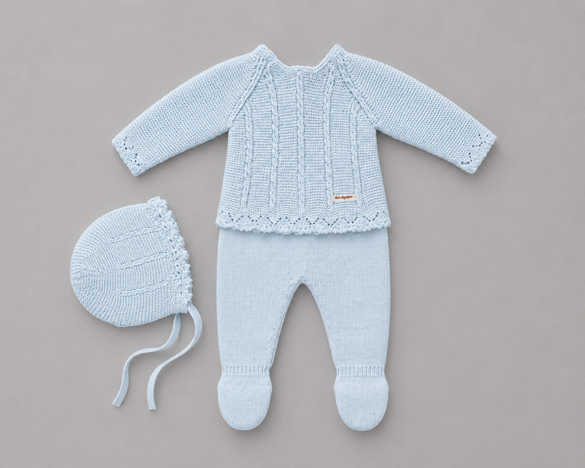 Conjunto de Punto Azul con Gorro para Bebé