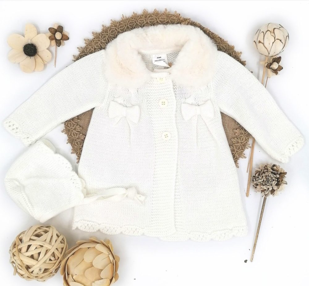 Abrigo de Punto con Cuello de Pelo y Capota BABY FASHION - Crudo