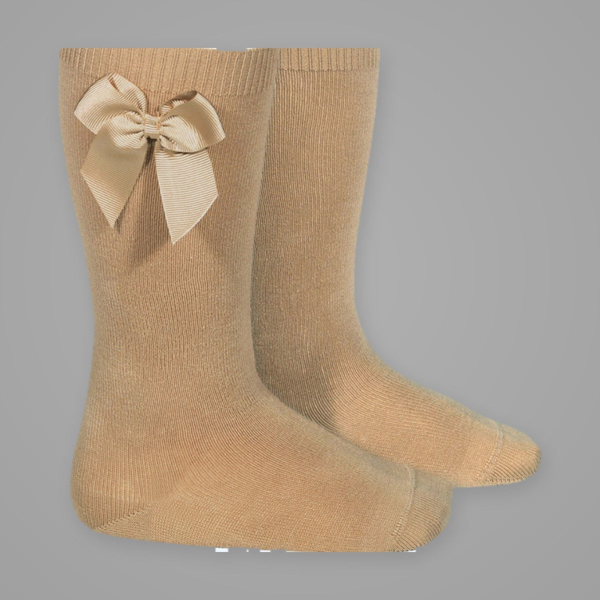 Calcetín Alto con Lazo de Grosgrain CÓNDOR - Camel