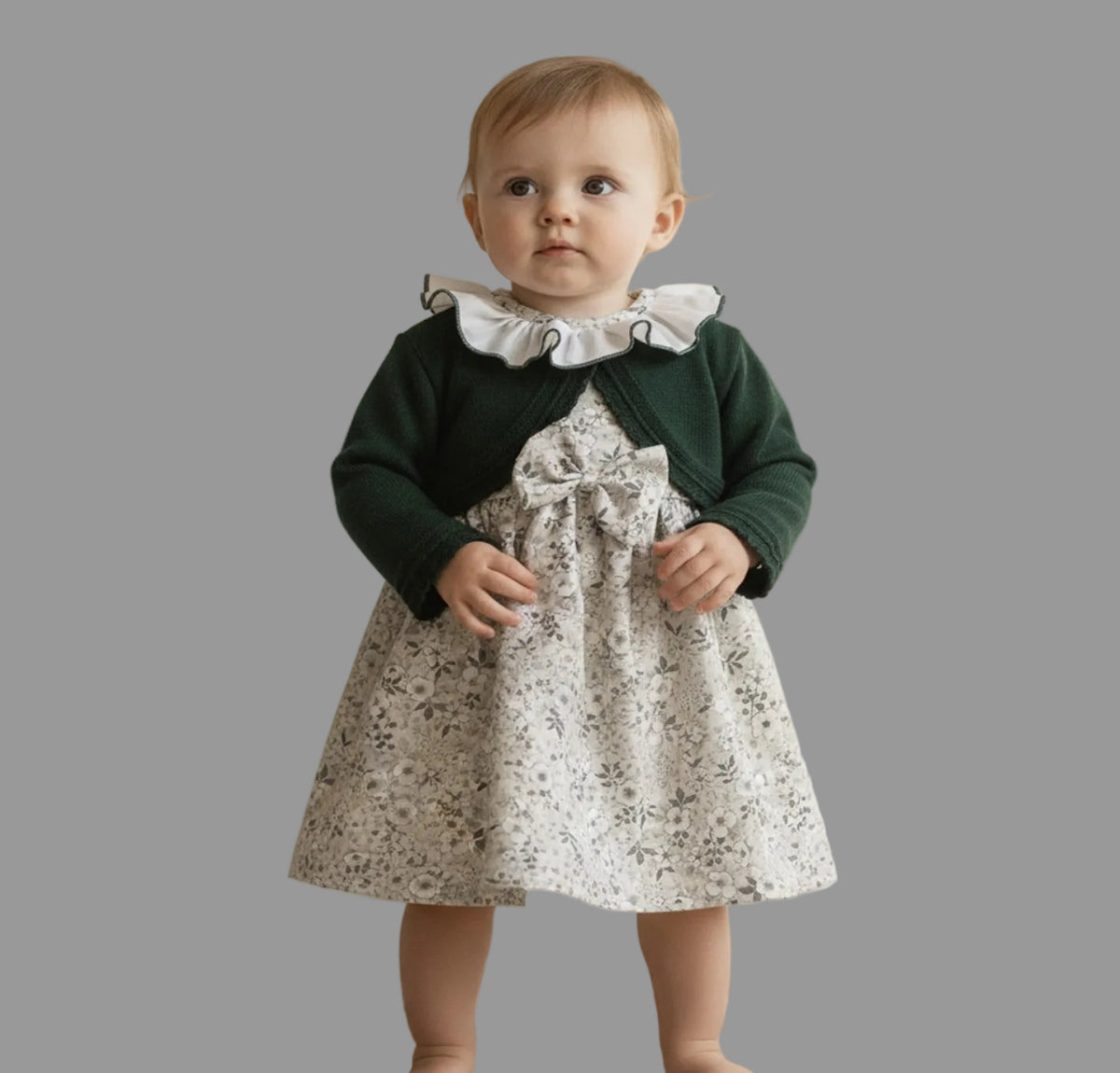 Vestido Floral con Chaqueta Verde y Cuello de Volante BABY FERR